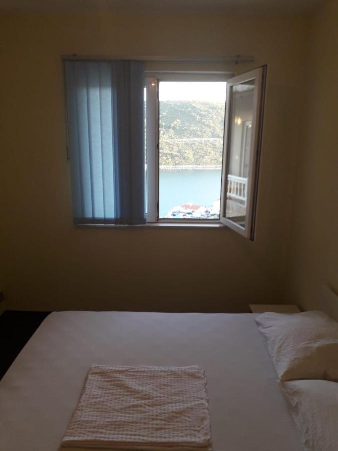 נאום Apartmani Jogunica מראה חיצוני תמונה