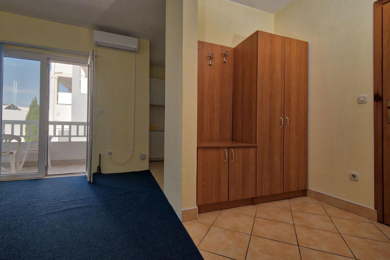 נאום Apartmani Jogunica מראה חיצוני תמונה